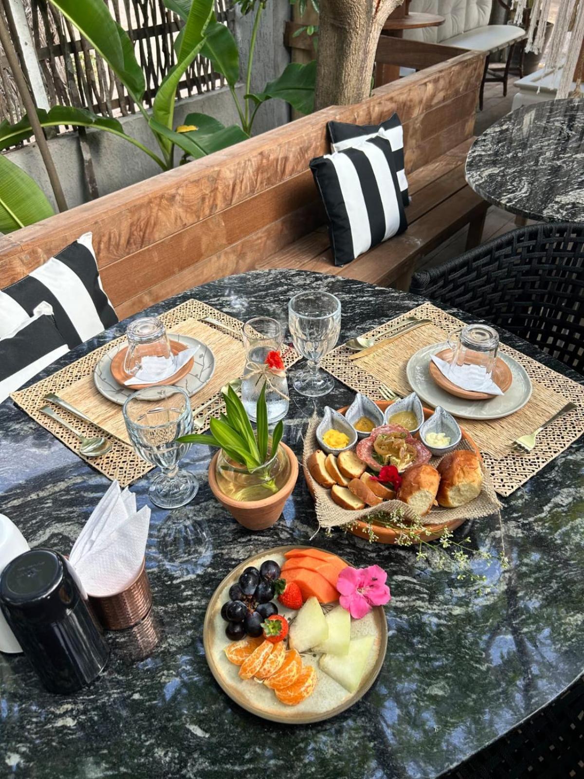 Villa Pantai Boutique Hotel Atins Eksteriør billede